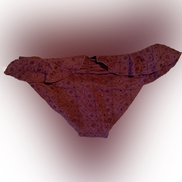 🆕 TIME AND TRU Women’s S 4-6 Eyelet Ruffle SWIMSUIT BIKINI BOTTOM NEW NWT Small - Picture 2 of 4